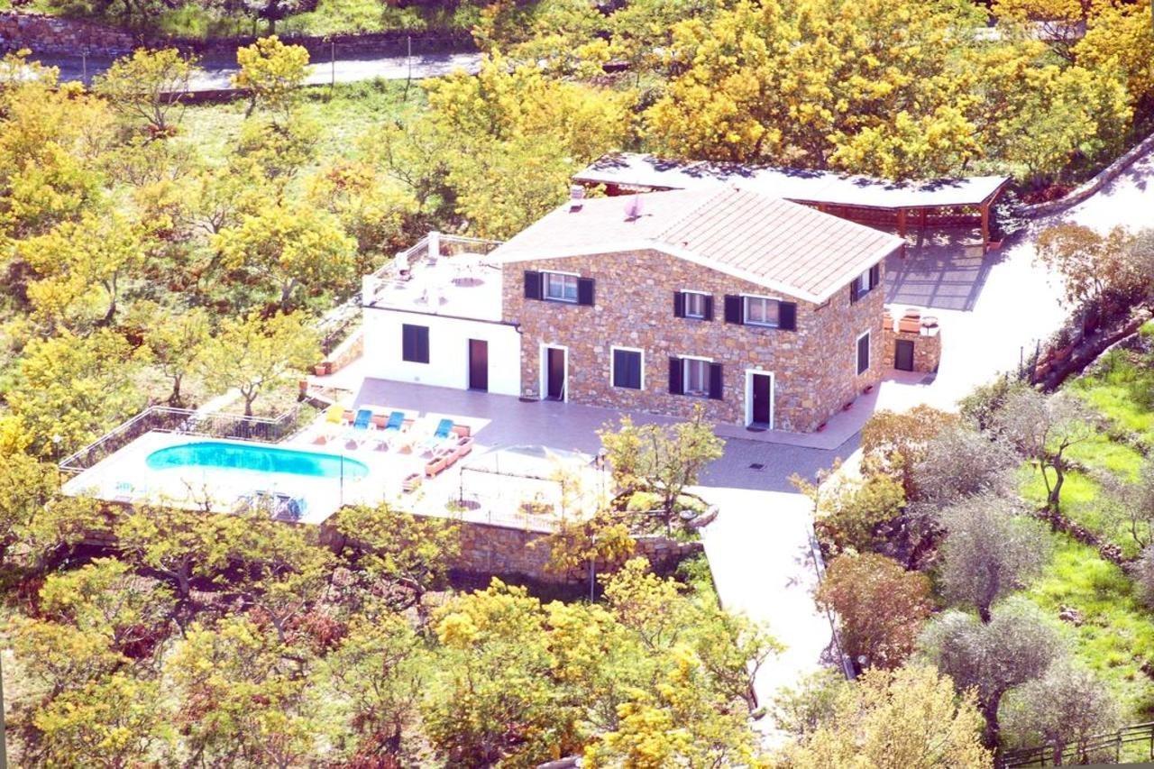 Agriturismo Le Mimose Imperia Buitenkant foto
