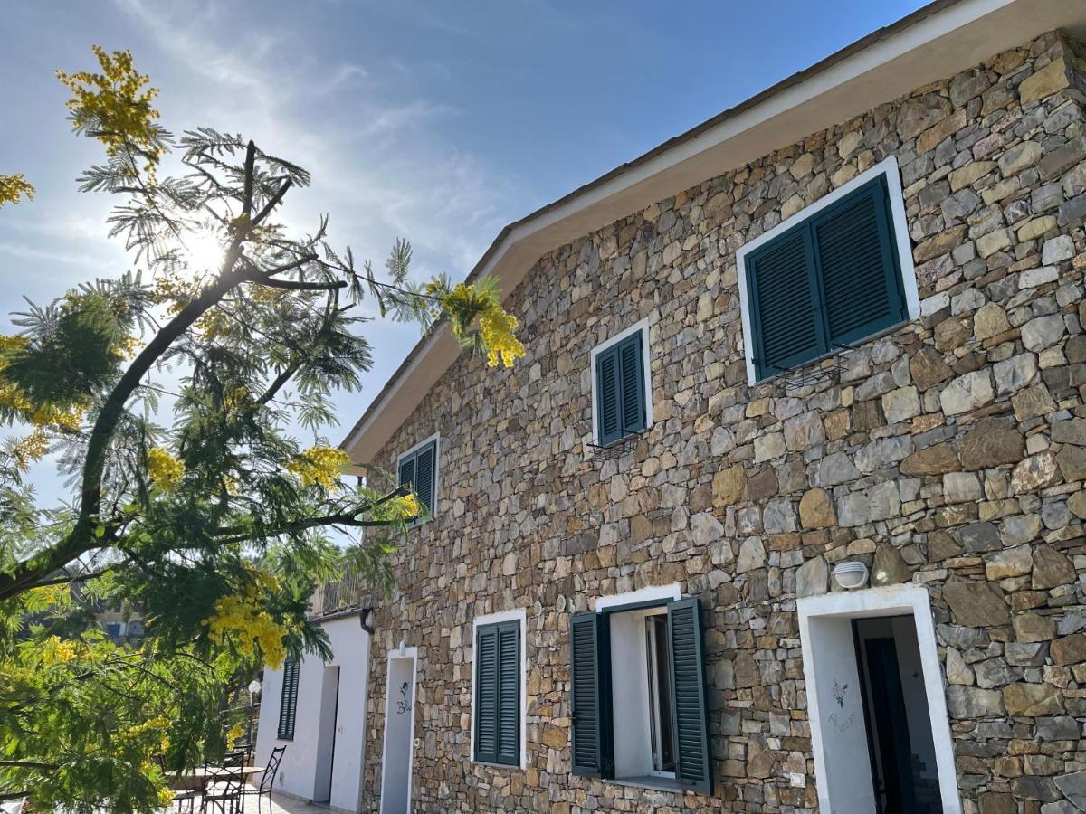 Agriturismo Le Mimose Imperia Buitenkant foto
