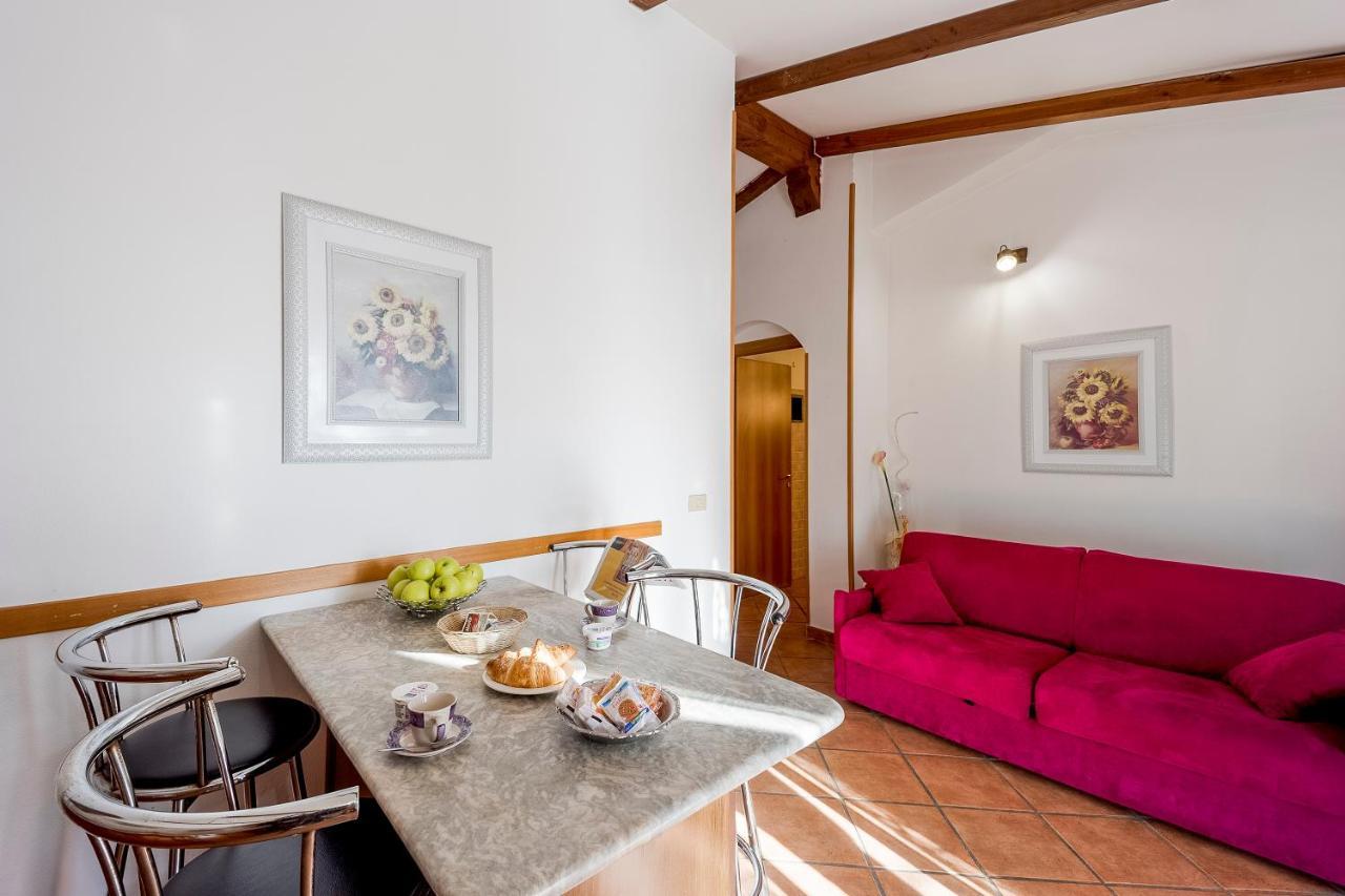 Agriturismo Le Mimose Imperia Buitenkant foto