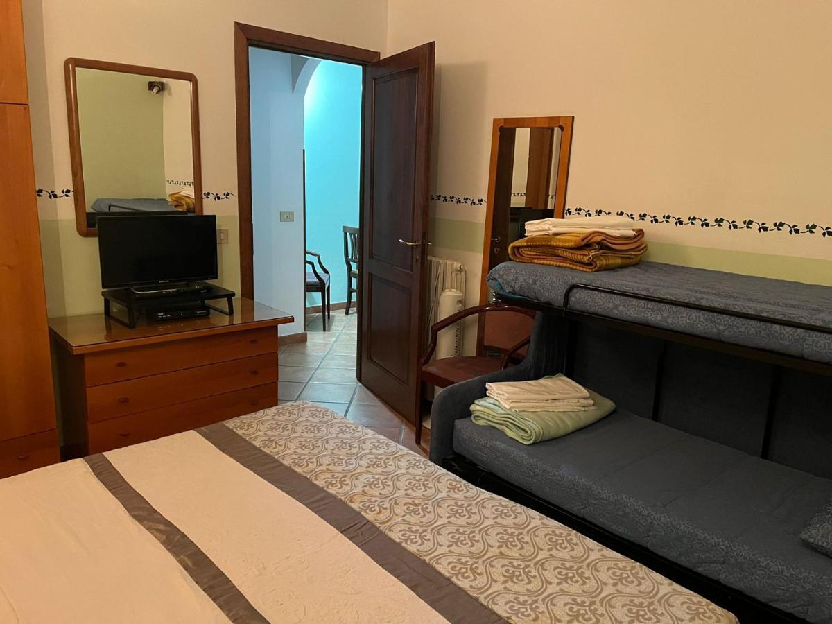Agriturismo Le Mimose Imperia Buitenkant foto