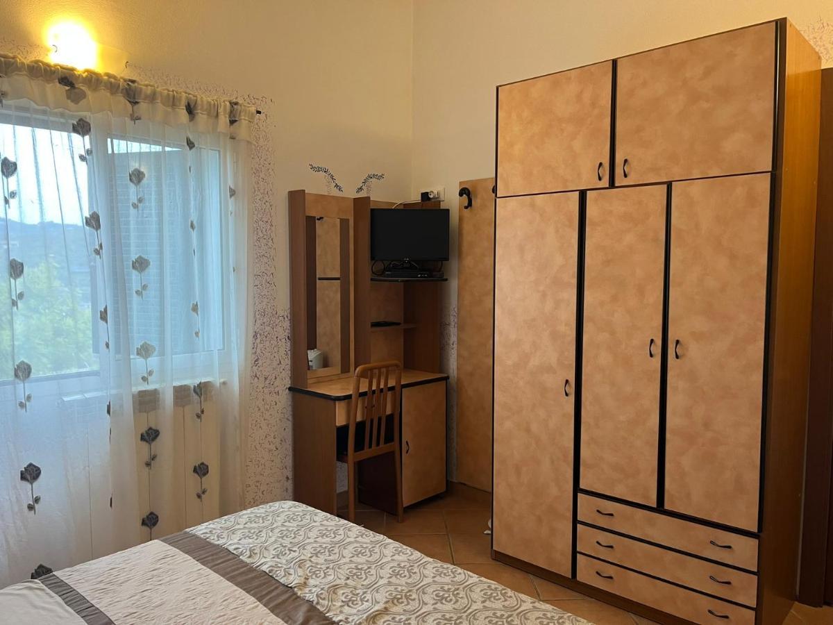 Agriturismo Le Mimose Imperia Buitenkant foto